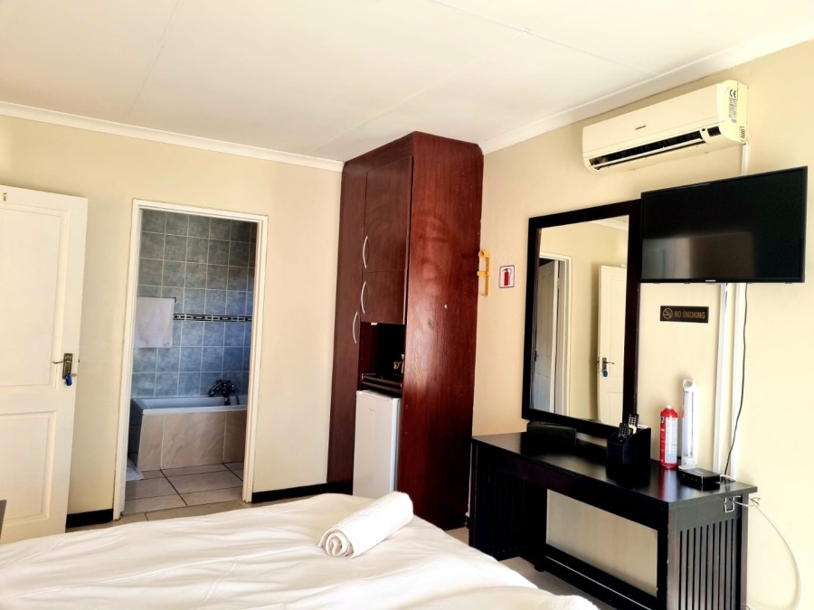 Commercial Property for Sale in Minerva Gardens Northern Cape